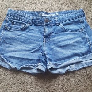 Cut off shorts